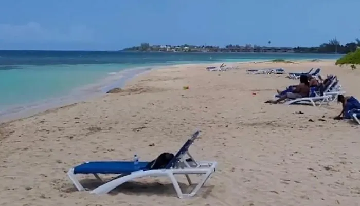 Ocean Tropical Escape 1br 1ba Ocean View * Runaway Bay