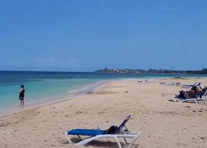 Ocean Tropical Escape 1br 1ba Ocean View * Runaway Bay